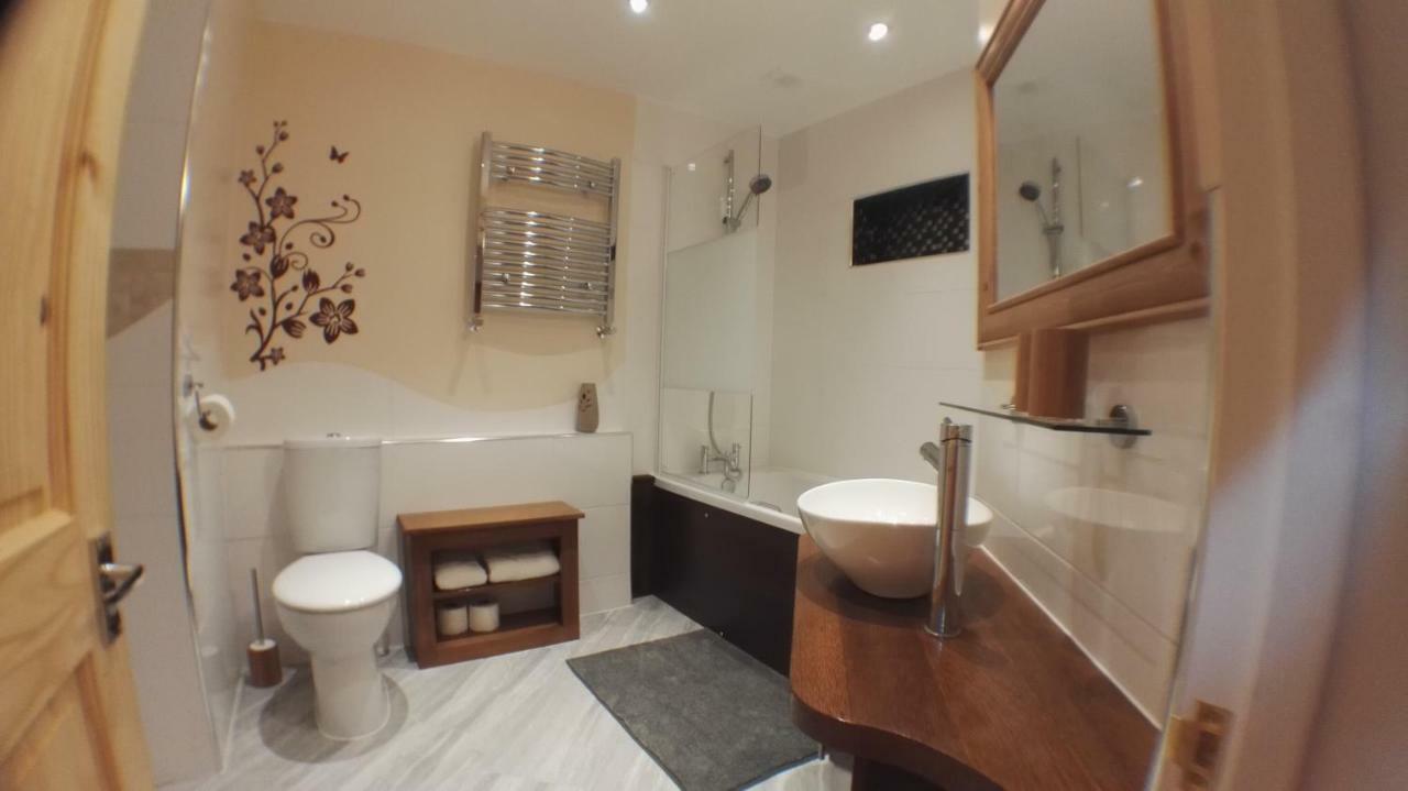 Large Garden Flat Near Marine Lake Weston-super-Mare Zewnętrze zdjęcie