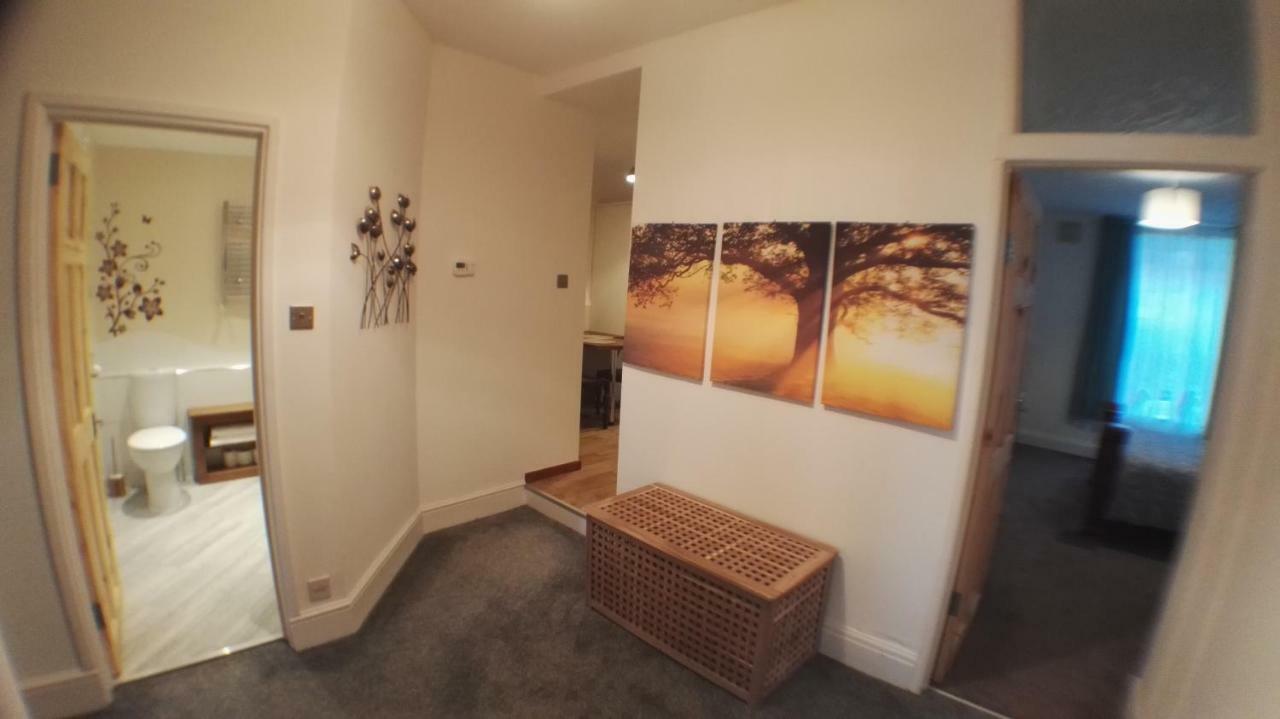 Large Garden Flat Near Marine Lake Weston-super-Mare Zewnętrze zdjęcie