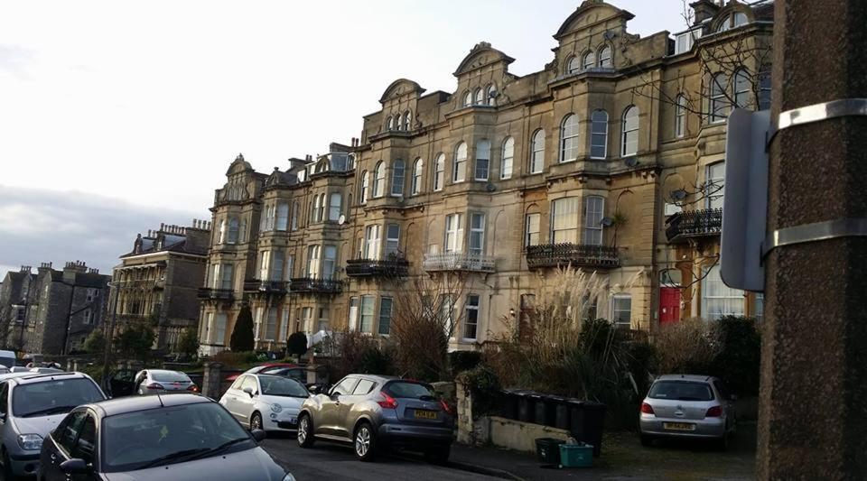 Large Garden Flat Near Marine Lake Weston-super-Mare Pokój zdjęcie
